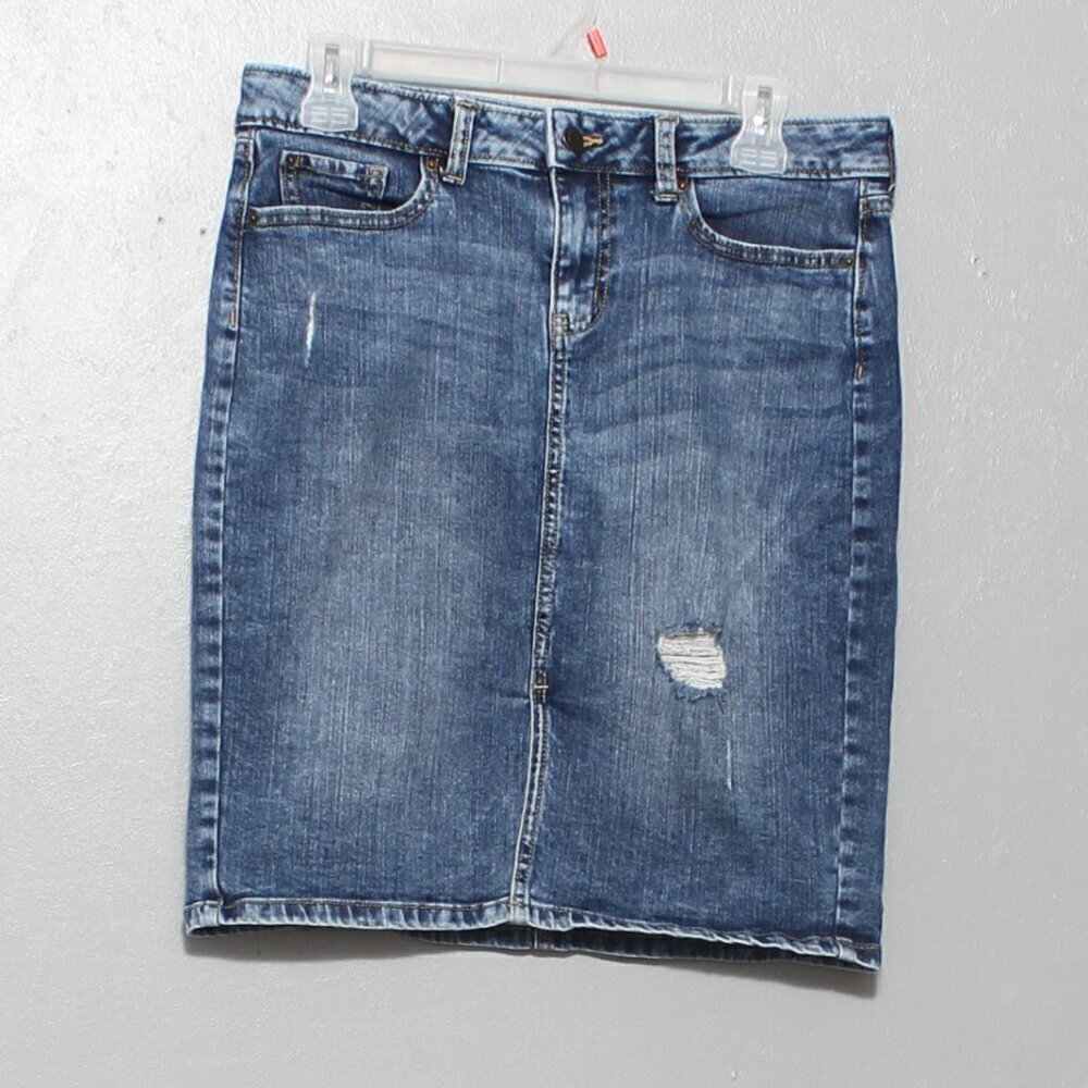 Gap factory denim distressed skirt